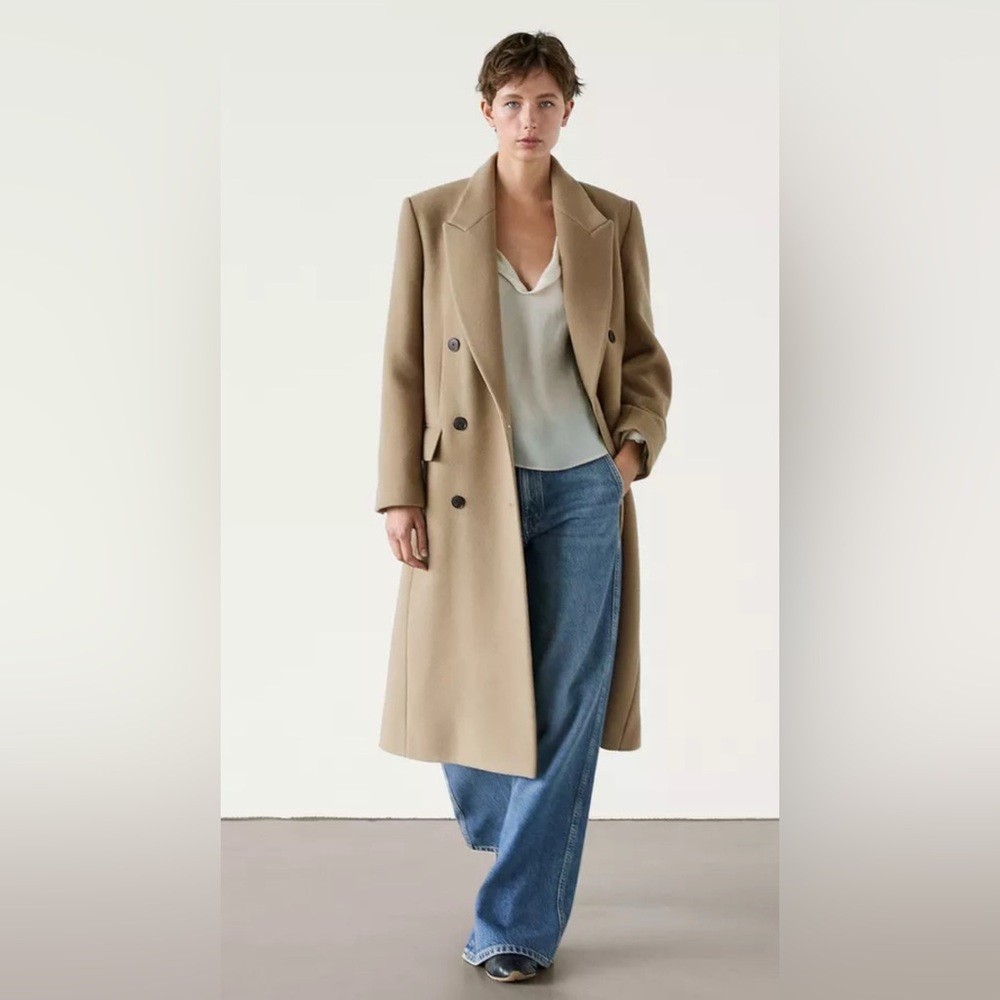 LONG DOUBLE-BREASTED WOOL BLEND COAT
